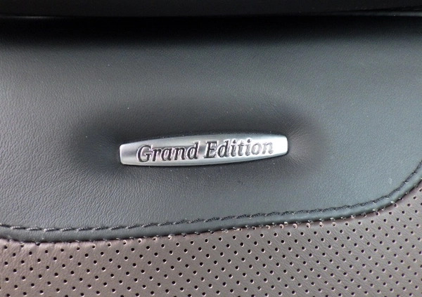 Mercedes-Benz GL cena 129900 przebieg: 66900, rok produkcji 2012 z Piaseczno małe 742
